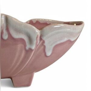 Marietta Modern Pottery Pink-White Ceramic Console planter, 1950s, plants herbs